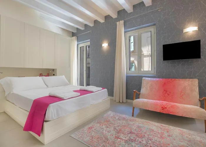 Tre Marchetti Arena Suites * فيرونا