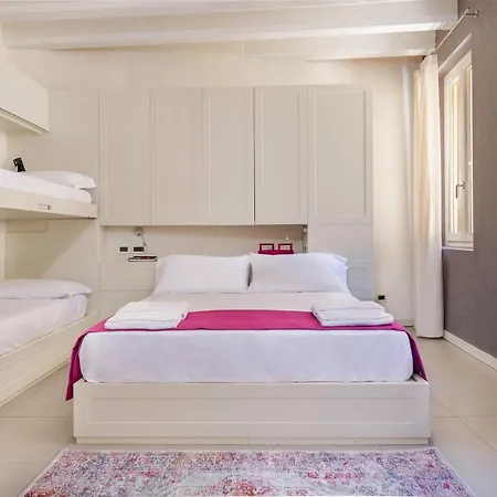 아파트 Tre Marchetti Arena Suites *