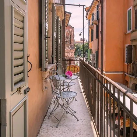 아파트 Tre Marchetti Arena Suites 베로나