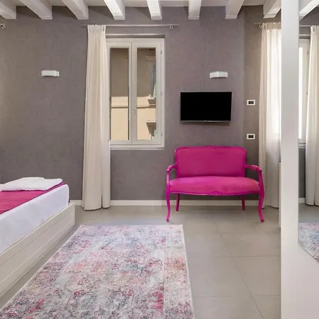 Lägenhet Tre Marchetti Arena Suites