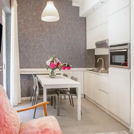 Tre Marchetti Arena Suites Apartment